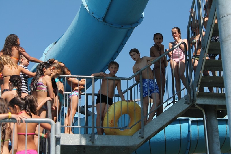 Village Camps International Summer Camp Leysin, Switzerland 2026-08-15 https://www.villagecamps.com/journals_admin/images/696-1-poolday (106).jpg